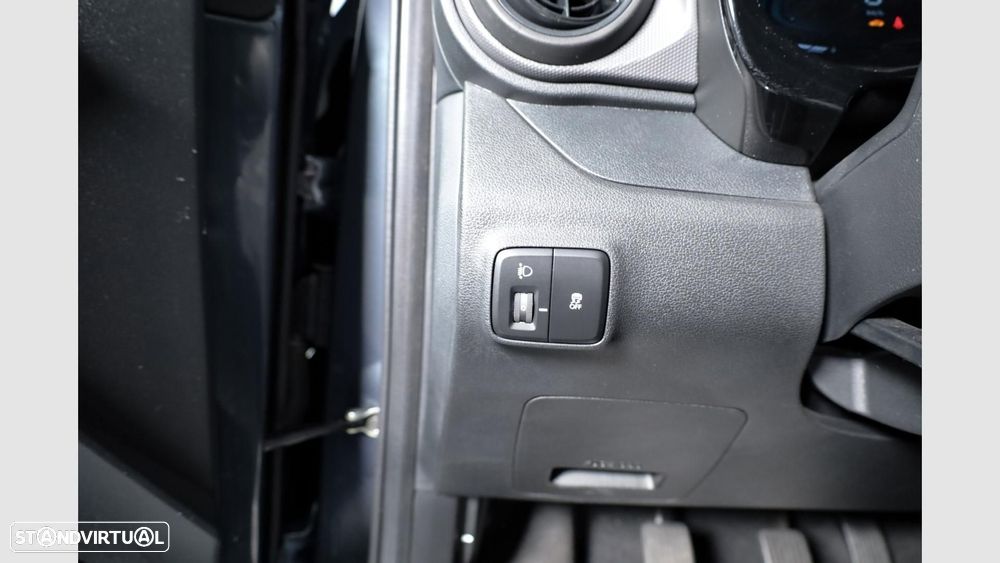 Hyundai i10 1.0 Comfort (TT) — fotografia 8