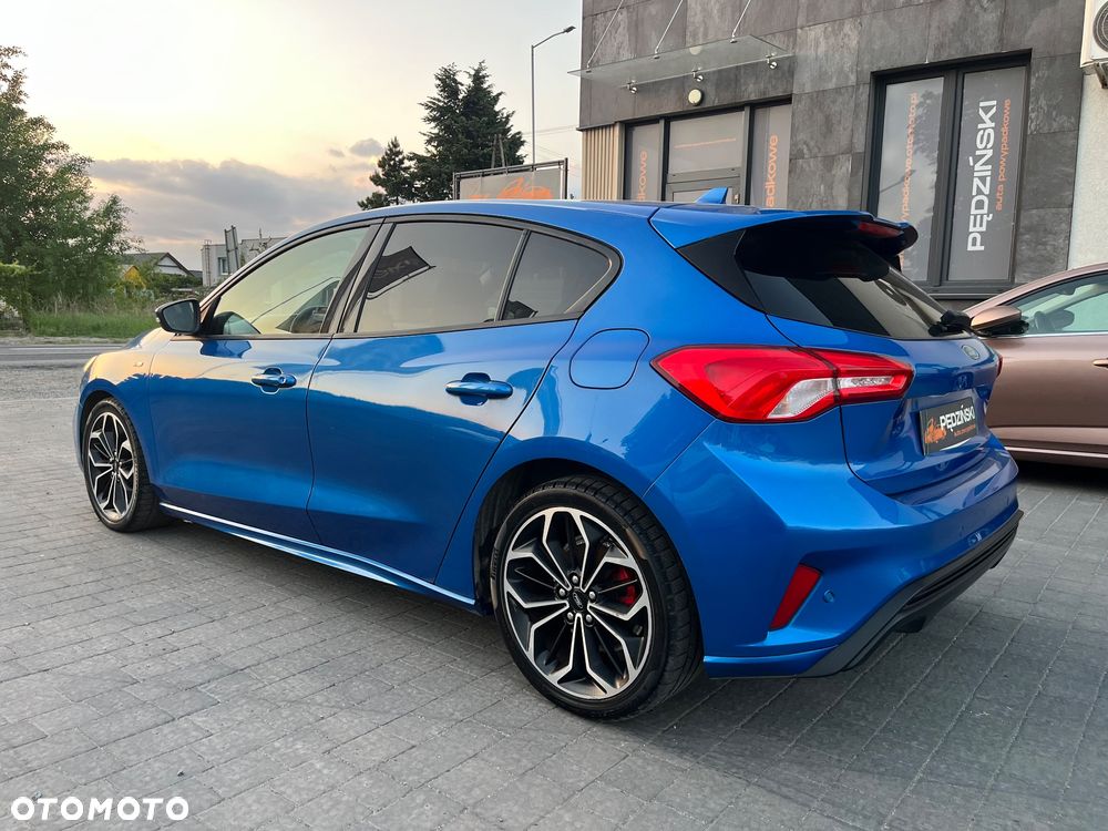 Ford Focus - 4