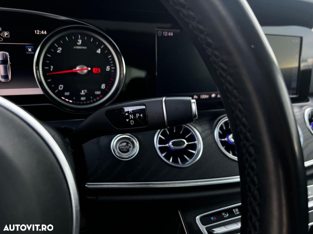 Mercedes-Benz E - 16