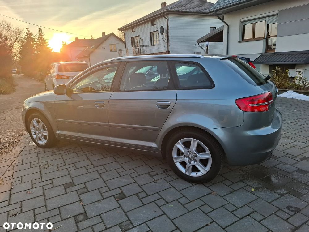 Audi A3 Sportback 1.6 Ambition - 12