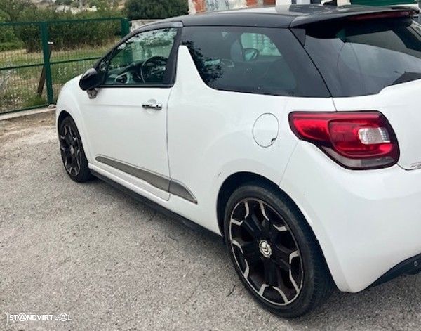 Citroën DS3 1.6 HDi Airdream Sport Chic - 5