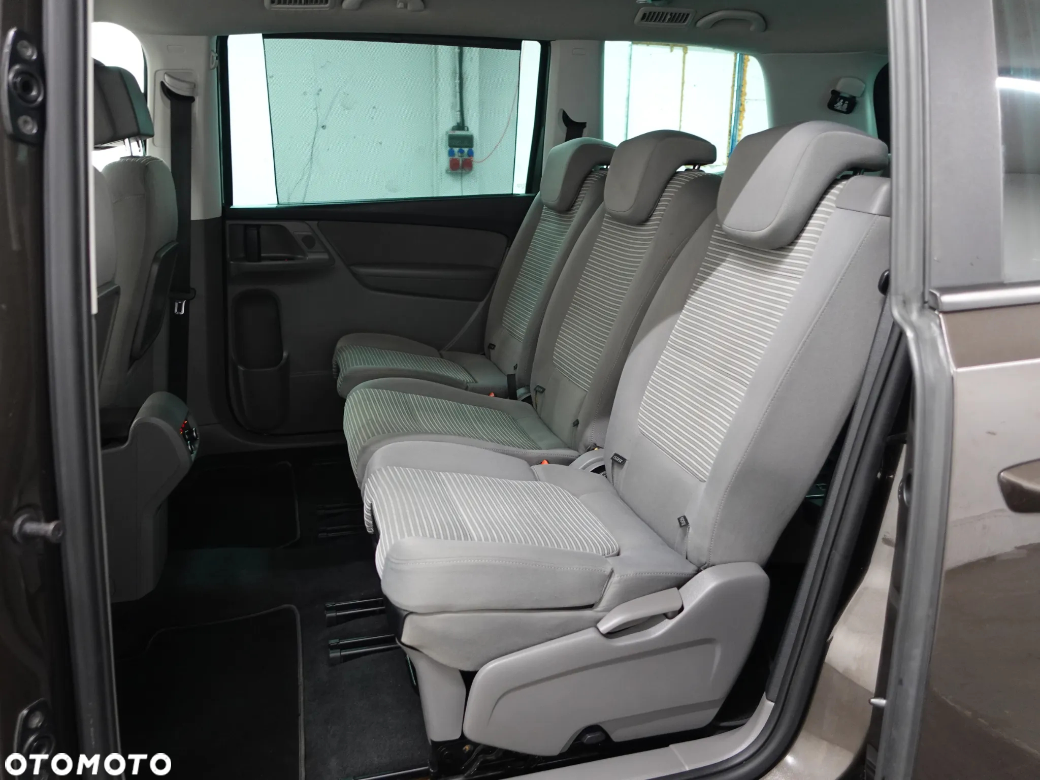 Seat Alhambra 2.0 TDI Ecomotive 4Kids - 23