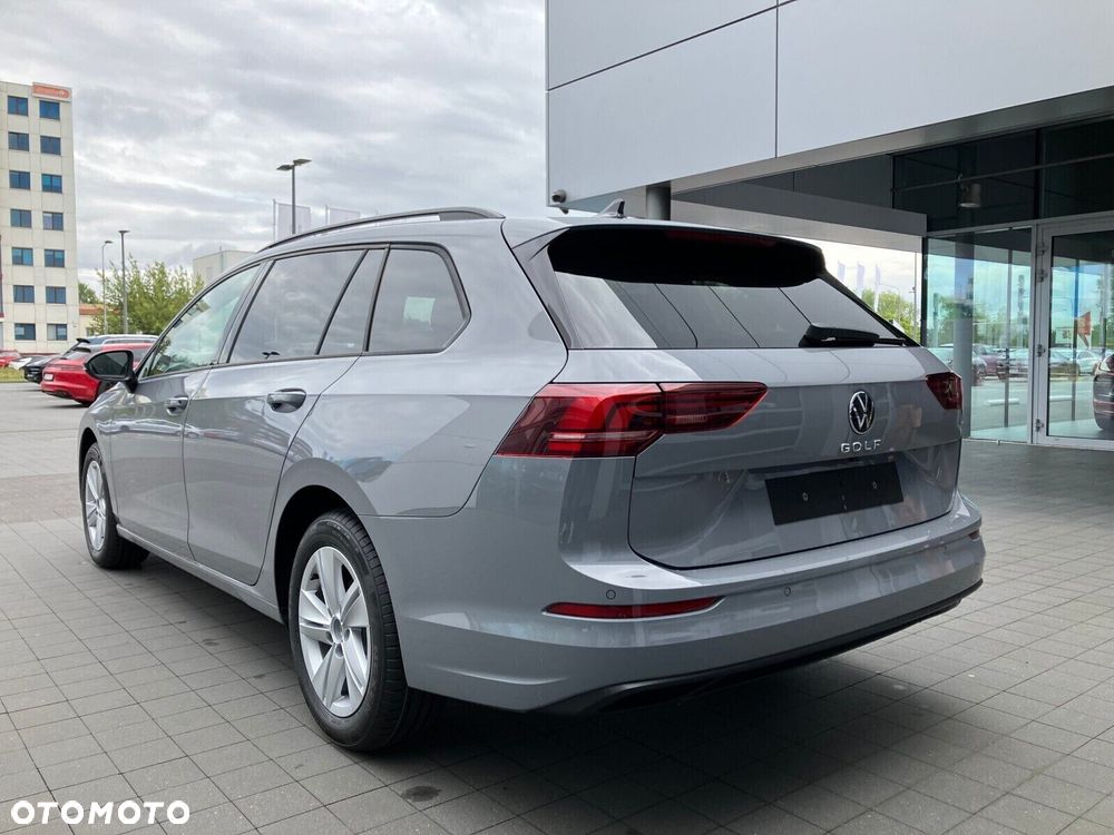 Volkswagen Golf Variant - 8