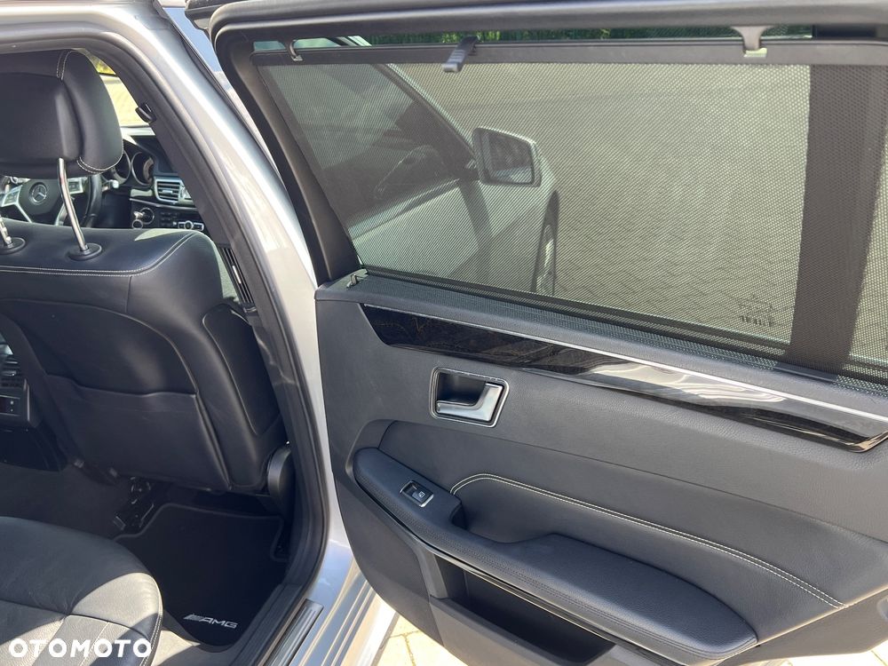 Mercedes-Benz Klasa E 300 CDI DPF BlueEFFICIENCY 7G-TRONIC - 13
