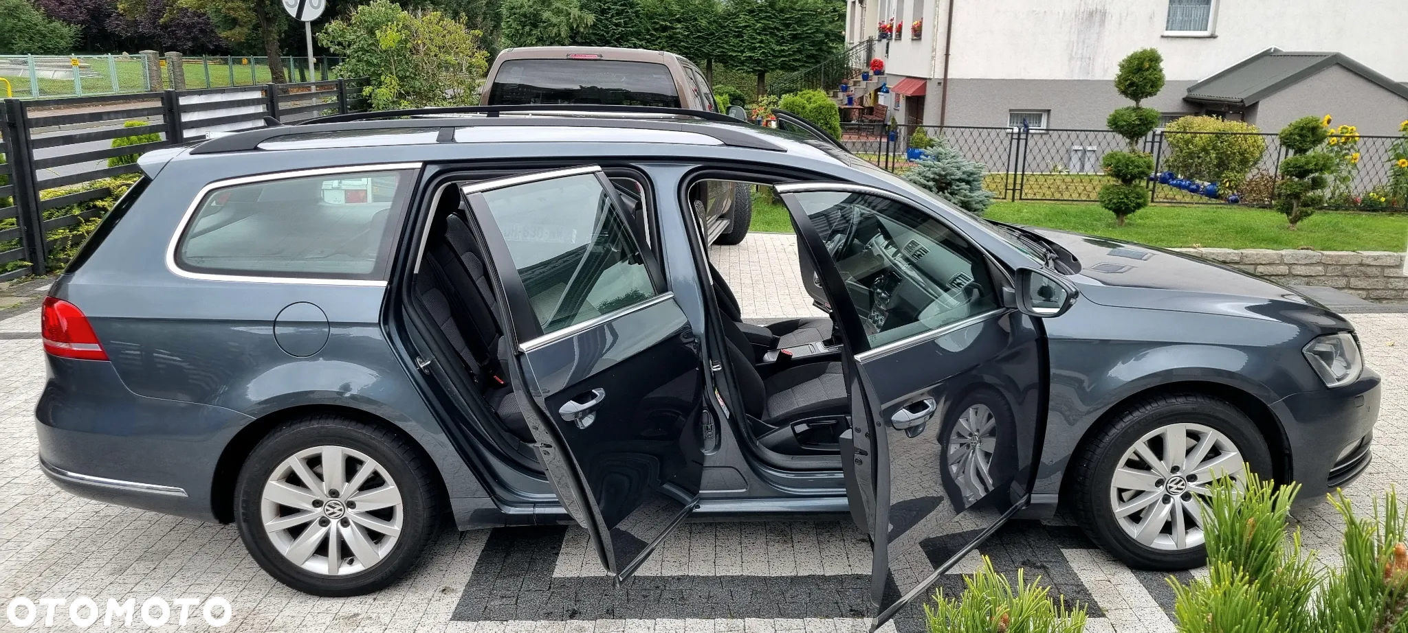 Volkswagen Passat Variant 2.0 TDI BlueMotion Technology Comfortline - 9
