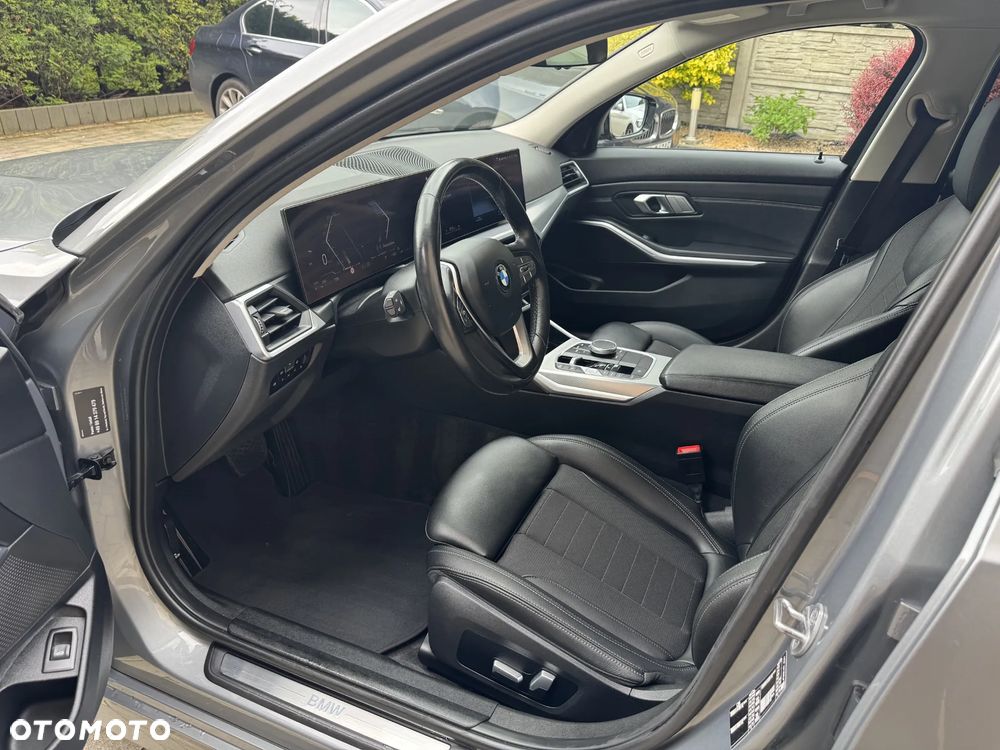 BMW Seria 3 320d M Sport Shadow sport - 17