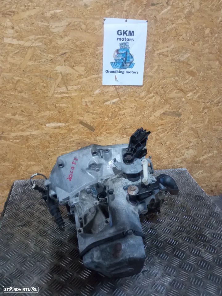 Caixa de velocidades Peugeot 207 1.4 16V REF: 20CQ88 - 1