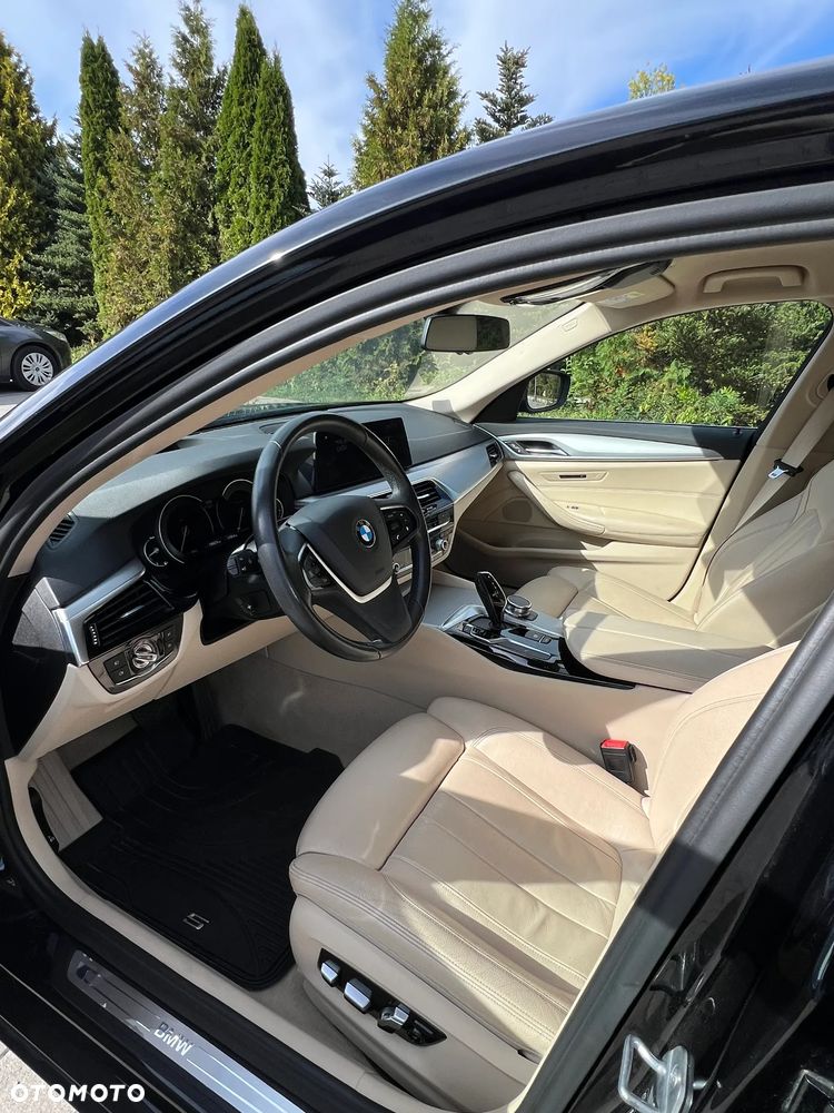 BMW Seria 5 520d - 7