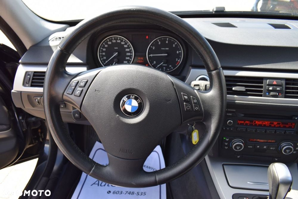 BMW Seria 3 - 26