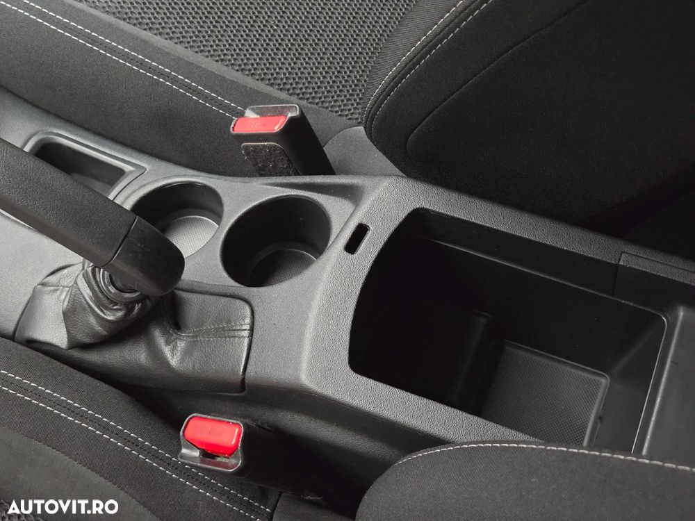 Citroën C4 PureTech 130 Stop & Start Exclusive - 28