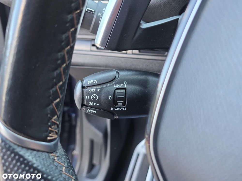 Peugeot 5008 2.0 BlueHDI GT S&S EAT8 - 23