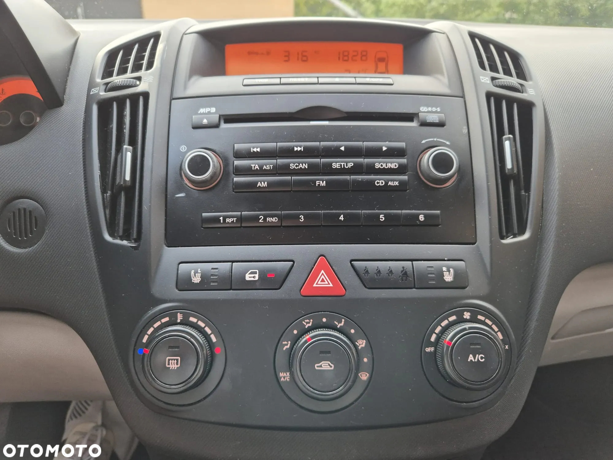 Kia Ceed Cee'd 1.6 Crdi Comfort - 11