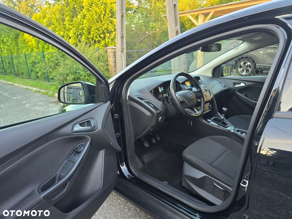 Ford Focus 1.0 EcoBoost Gold X (Edition Start) - 24