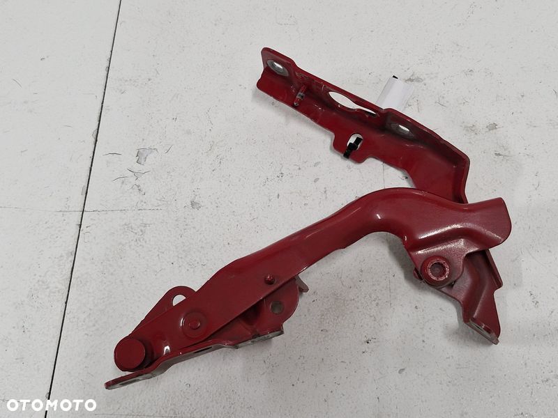 MERCEDES BENZ W176 A KLASA ZAWIAS MASKI LEWY - 1