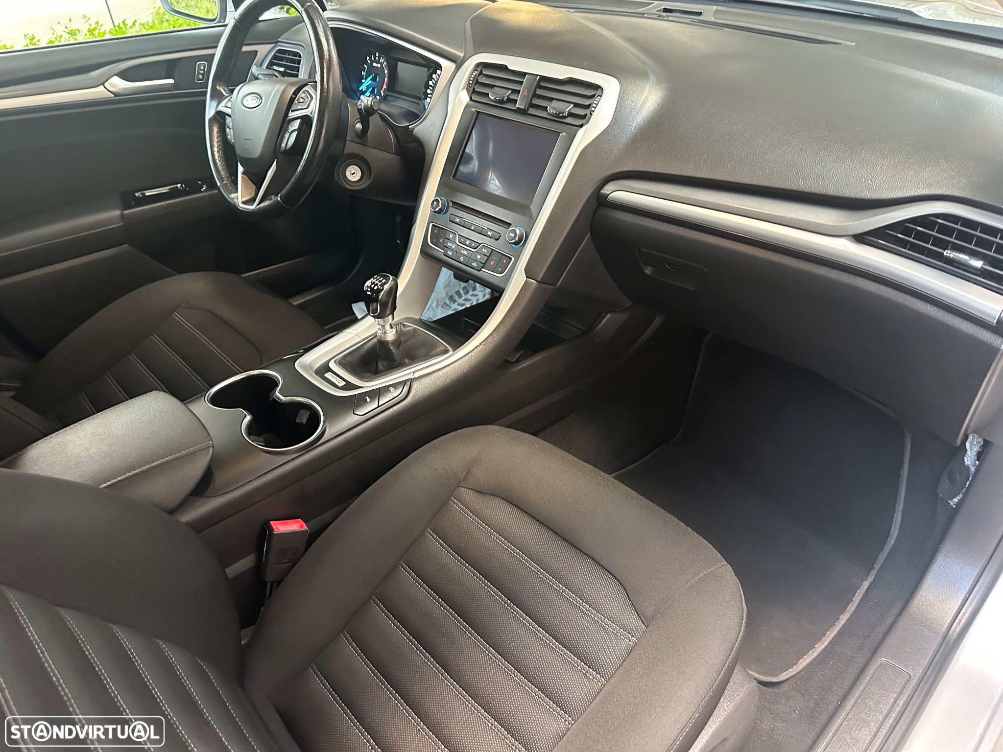 Ford Mondeo SW 1.5 TDCi Business Plus ECOnetic - 13