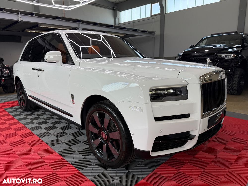 Rolls-Royce Cullinan - 10
