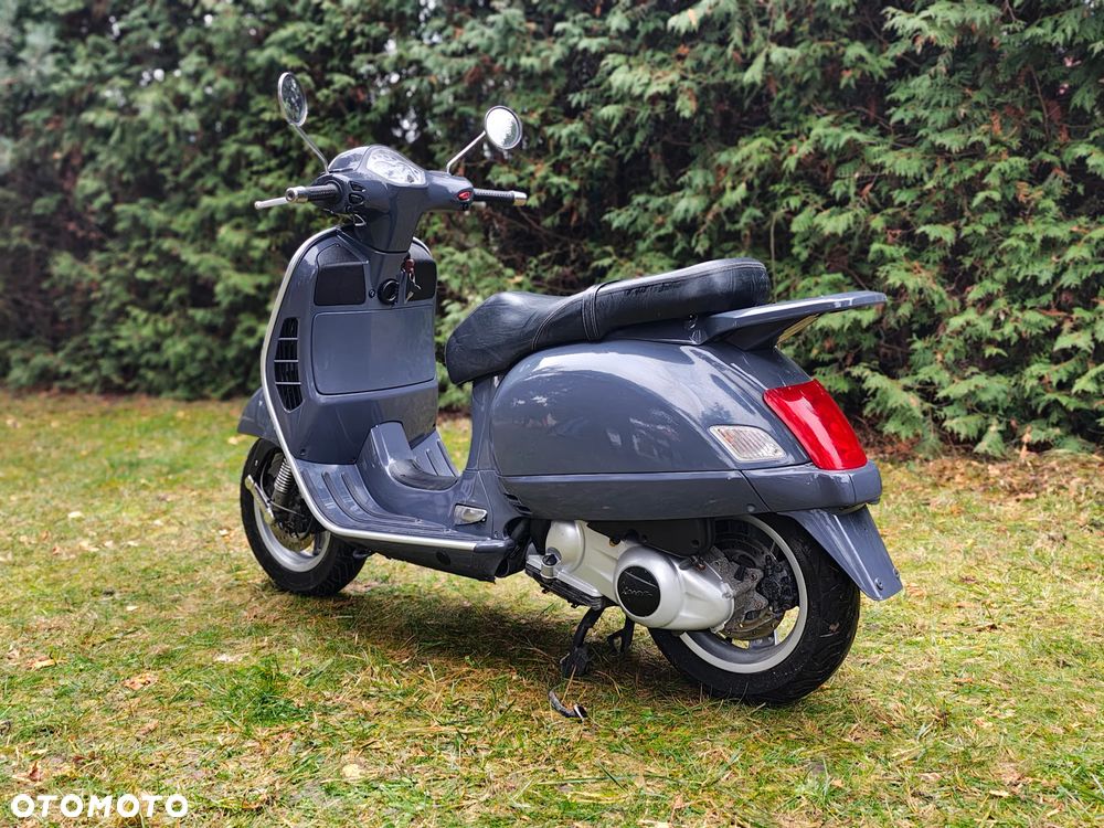 Piaggio Vespa - 4