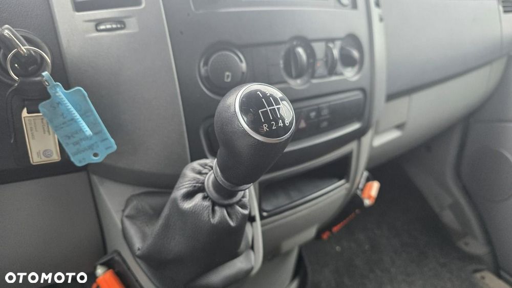 Volkswagen Crafter - 12