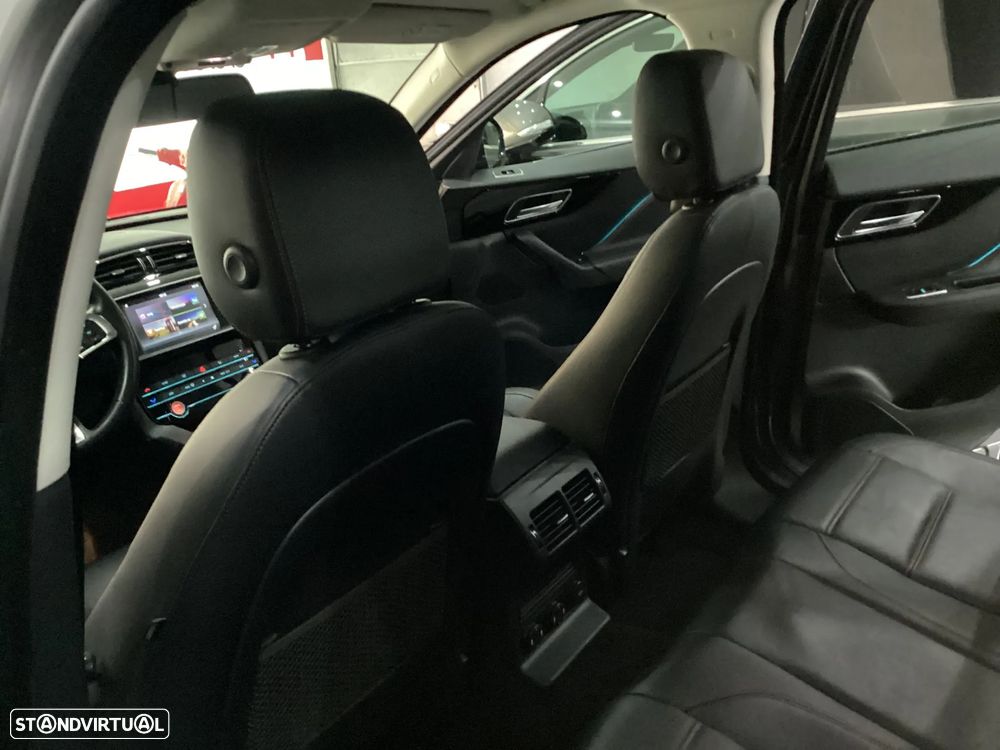 Jaguar F-Pace 2.0 i4D Portfolio Aut. - 16