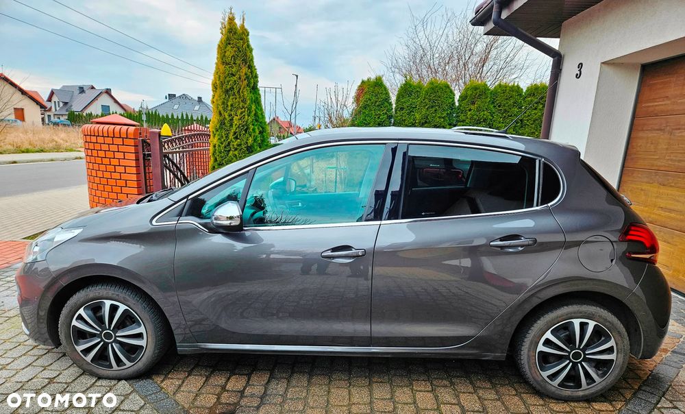 Peugeot 208 1.2 PureTech GPF Allure S&S EAT6 - 26