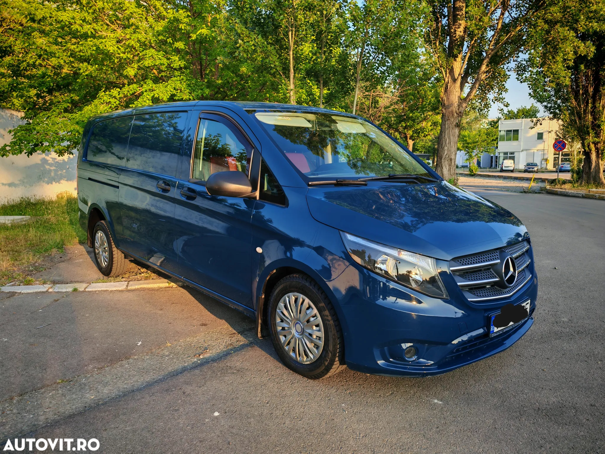 Mercedes-Benz Vito - 2