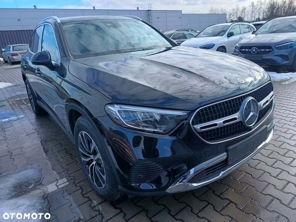 Mercedes-Benz GLC - 2
