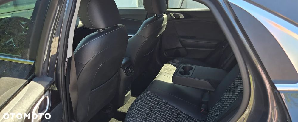 Kia XCeed 1.0 T-GDI L Business Line - 12