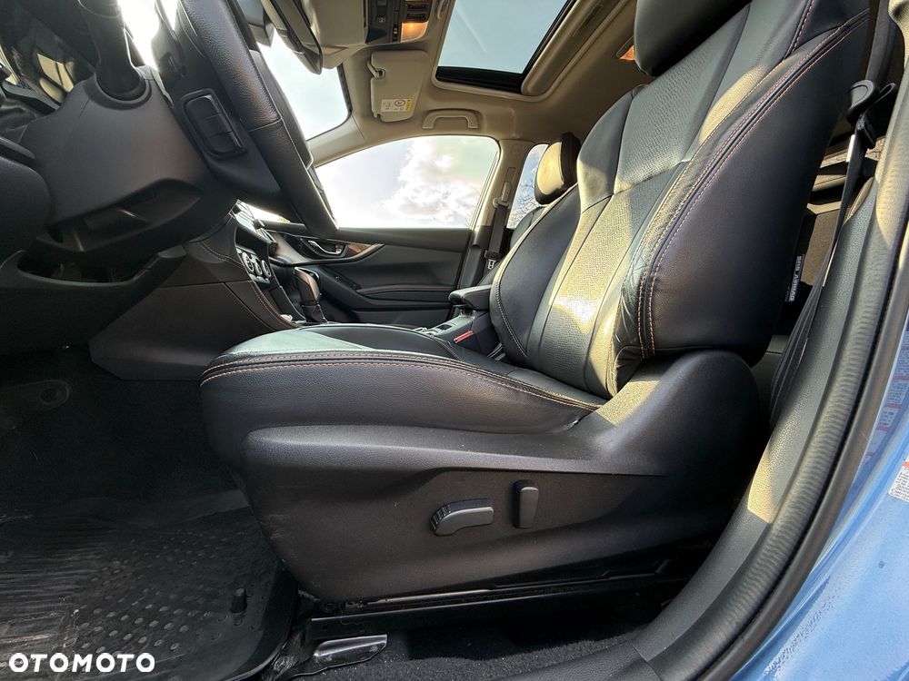 Subaru XV 2.0i-S Platinum (EyeSight) Lineartronic - 32