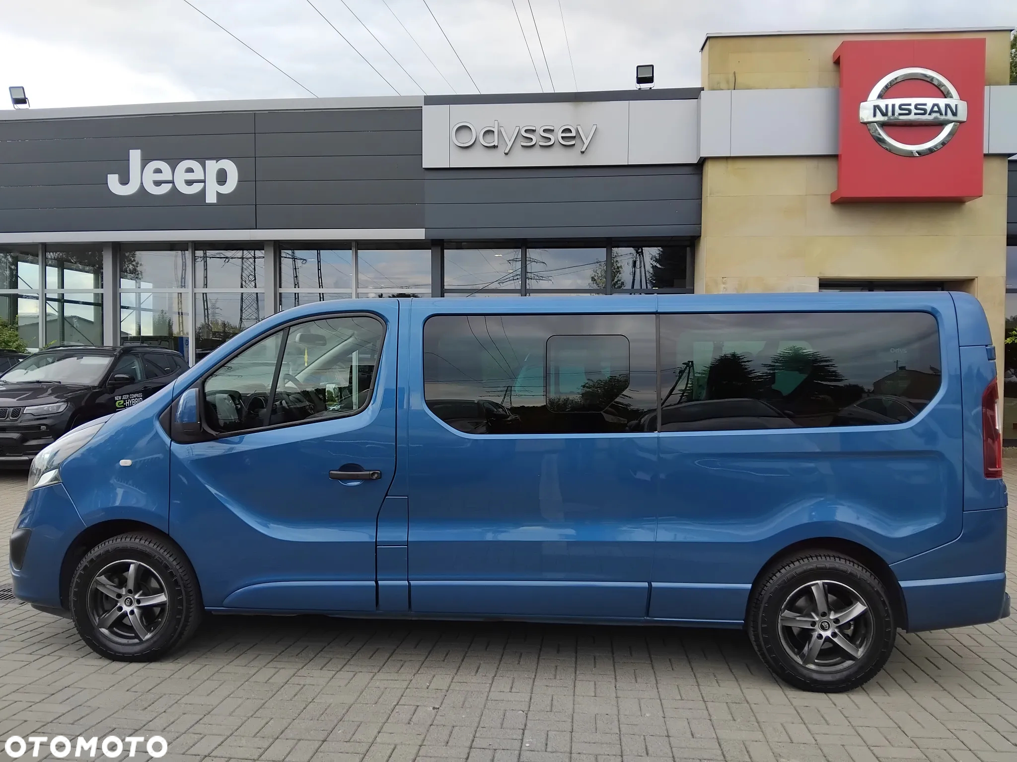 Opel Vivaro L2H1 2.9t Elegance - 8