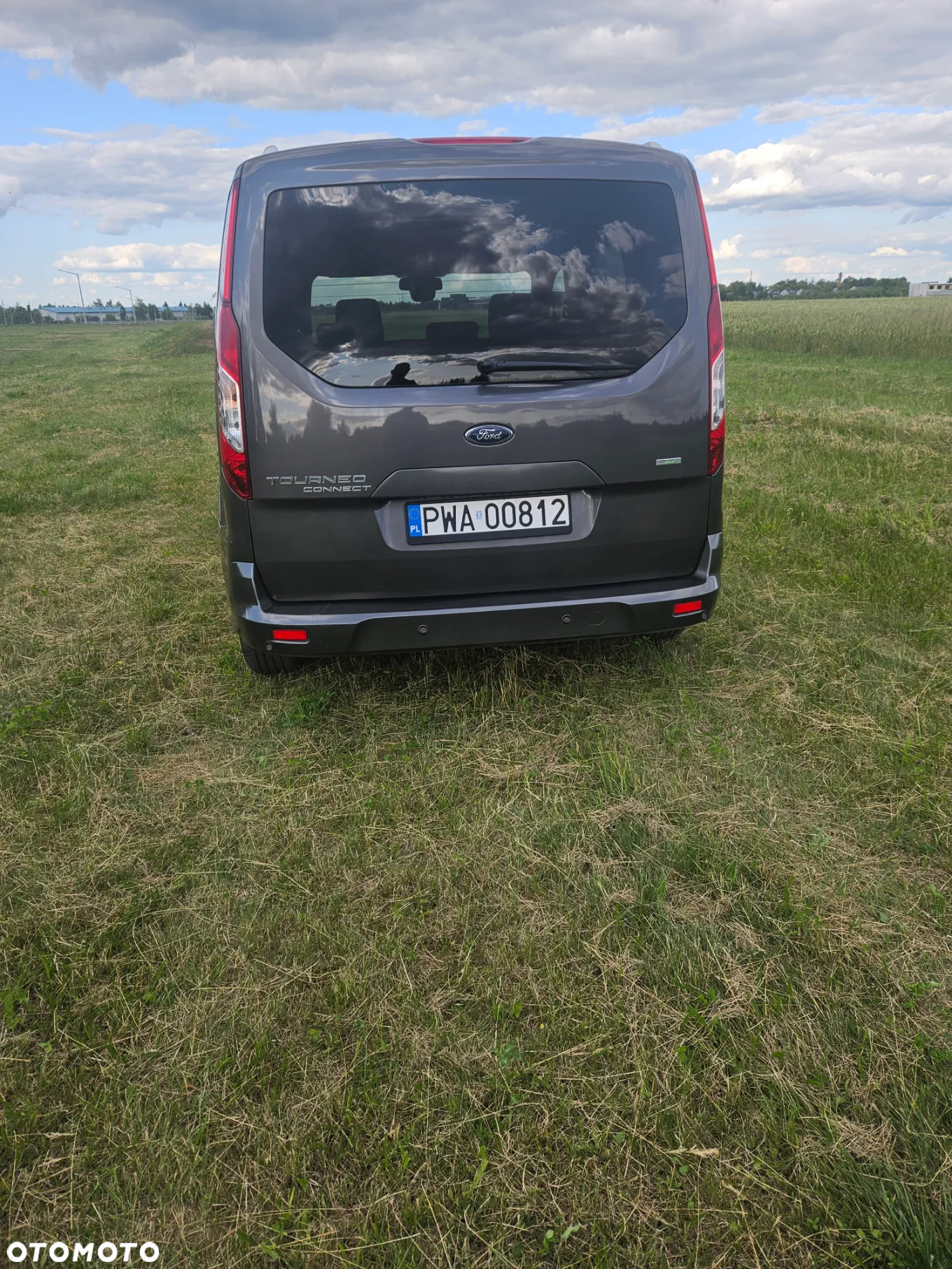 Ford Tourneo Connect 1.0 EcoBoost Titanium - 12