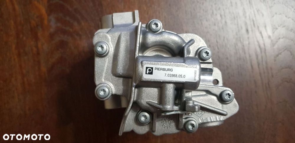 Pompa oleju Master 2,3 DCi M9T Biturbo Nowa - 4