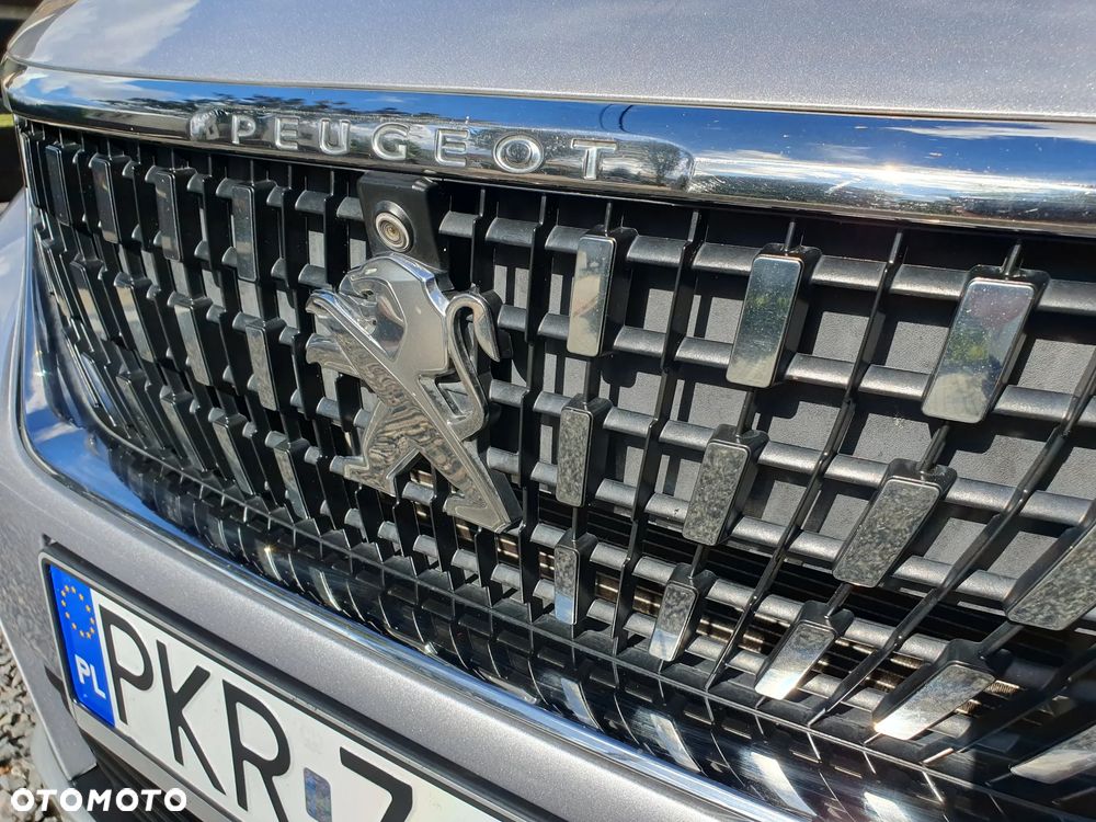 Peugeot 3008 1.2 PureTech Allure Pack S&S EAT8 - 9