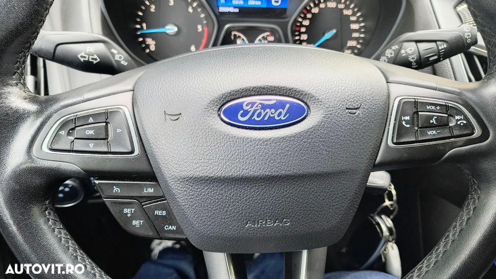 Ford Focus 1.5 EcoBlue Titanium Business - 8