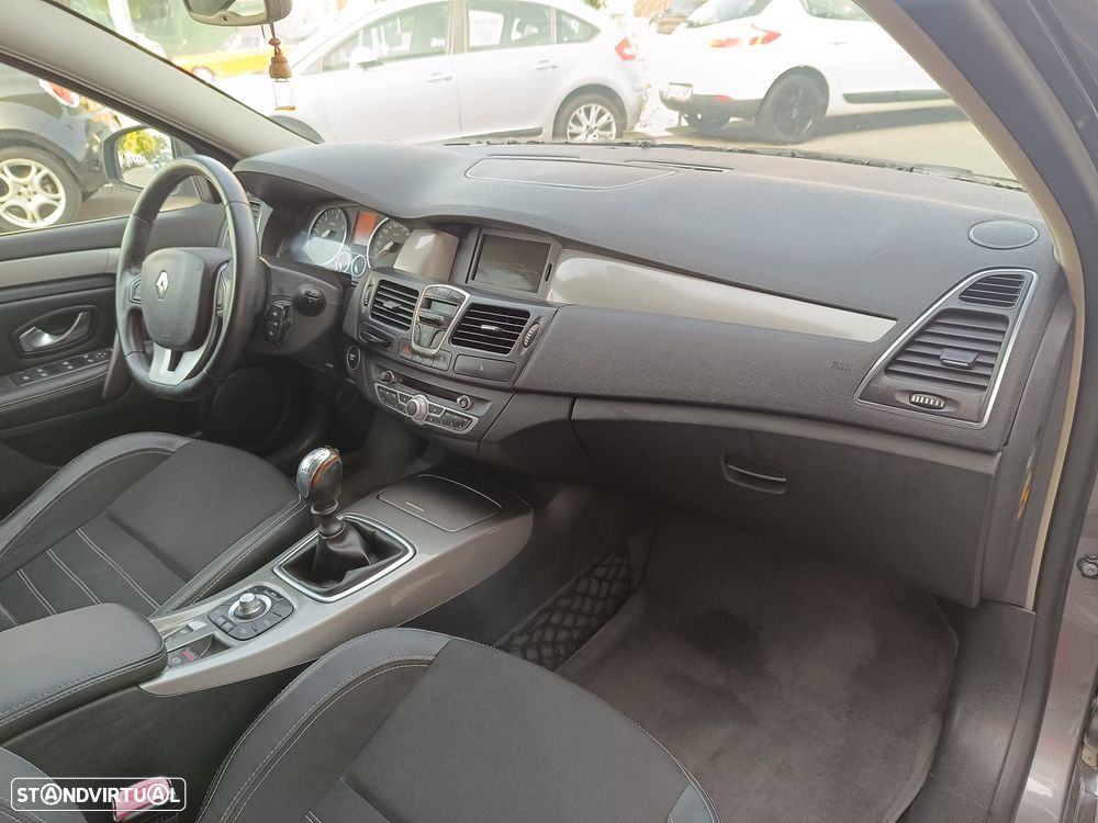 Renault Laguna Break dCi 110 FAP Dynamique - 17