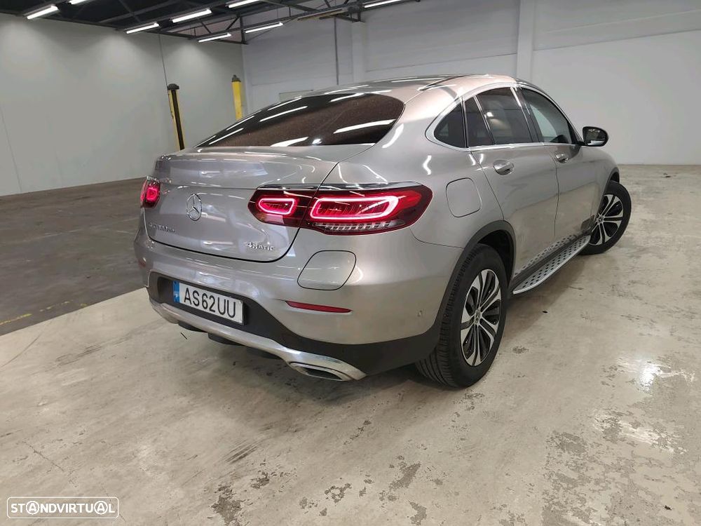 Mercedes-Benz GLC 300 e Coupé 4Matic - 4