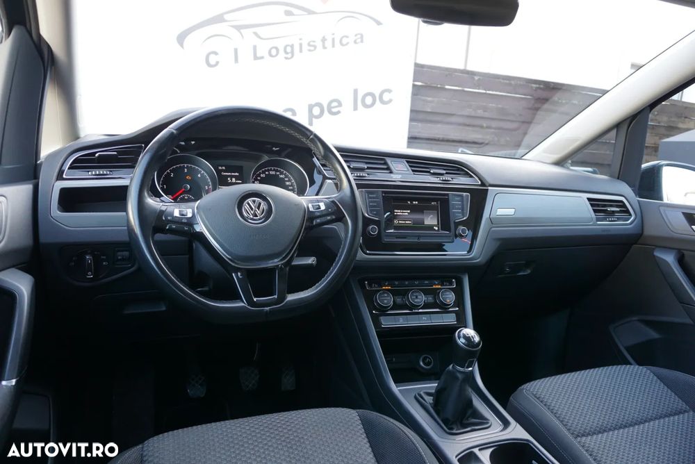 Volkswagen Touran 1.6 TDI SCR BlueMotion Technology Trendline - 19