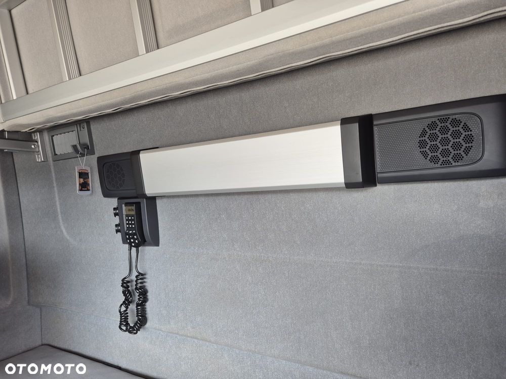 Renault T480 HIGHCAB STANDARD ZADBANY DUŻE BAKI ASO - 17