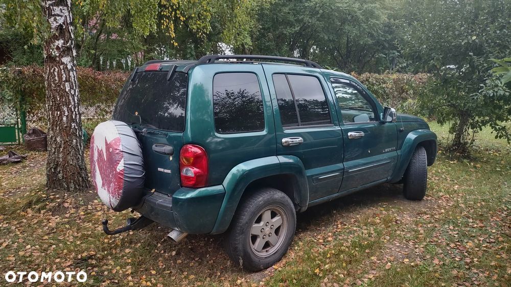 Jeep Liberty 3.7 4x4 - 10