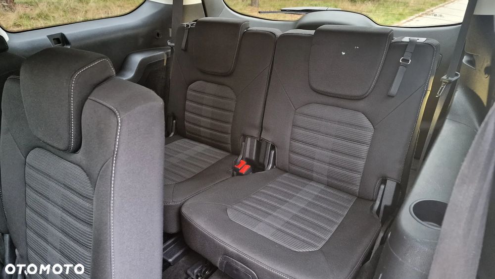 Ford Galaxy - 27