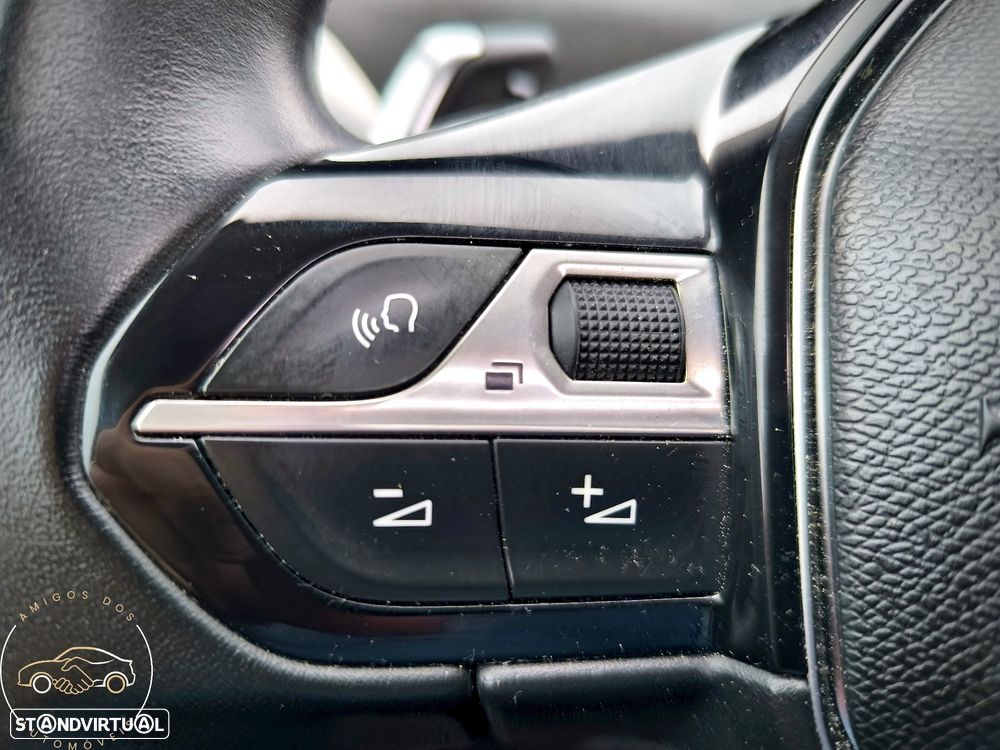 Peugeot 3008 PureTech 130 Stop & Start EAT6 Allure - 15