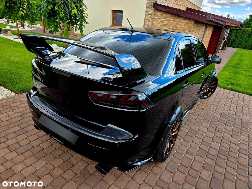 Mitsubishi Lancer - 2