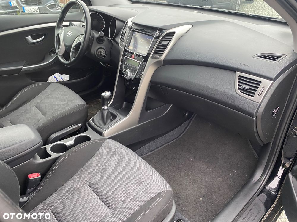 Hyundai i30 1.4 Premium - 26