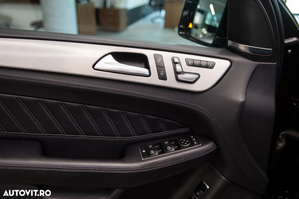 Mercedes-Benz GLS 350 d 4MATIC 9G-TRONIC AMG Line - 12