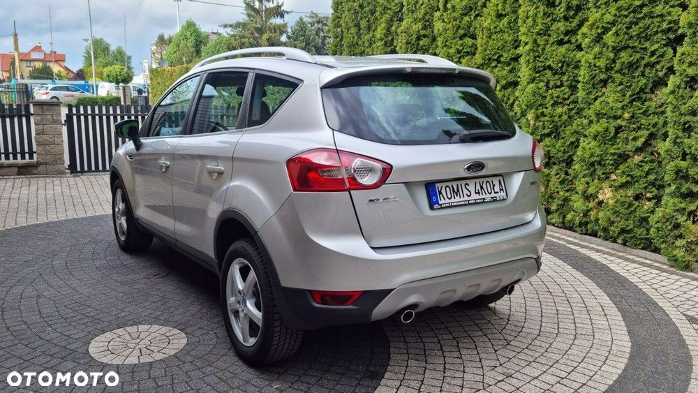 Ford Kuga - 4