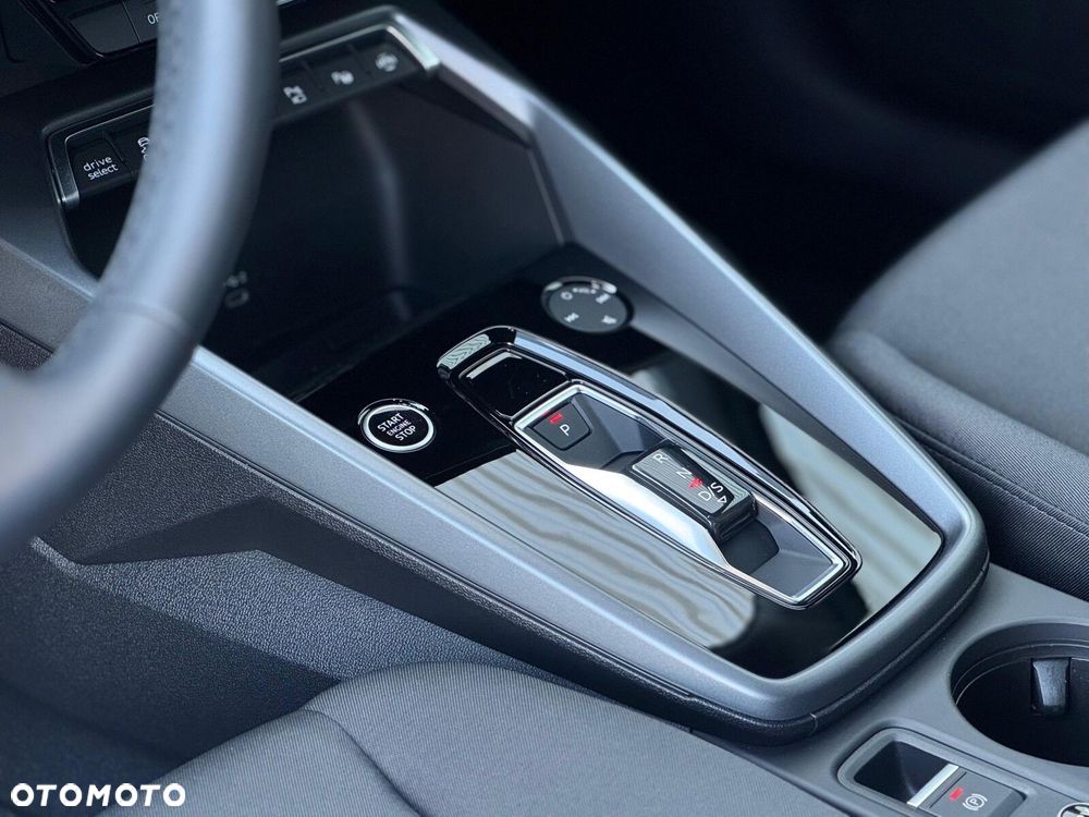 Audi A3 Limousine 35 TFSI mHEV S Line S tronic - 14