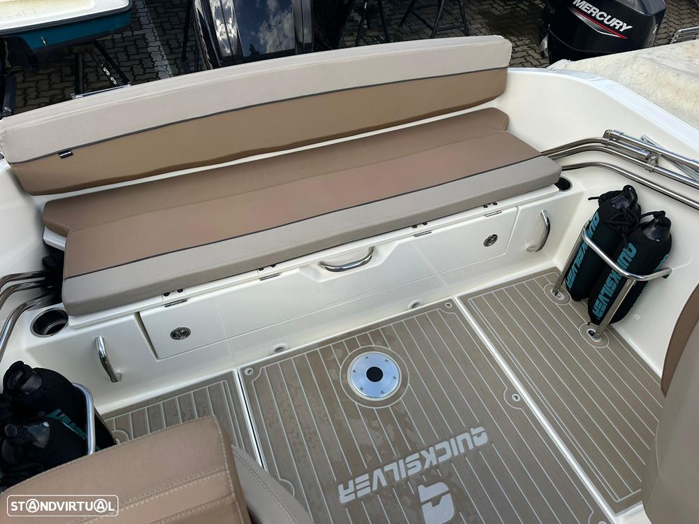 Quicksilver Activ 605 Bowrider - 16