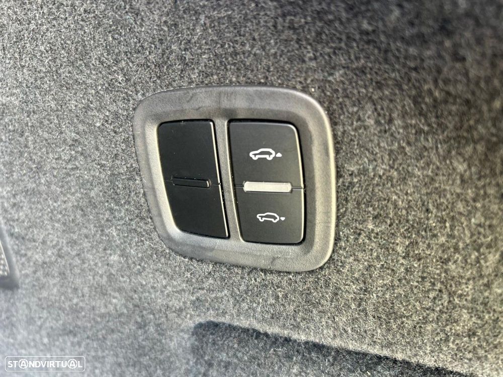 Porsche Cayenne GTS - 35