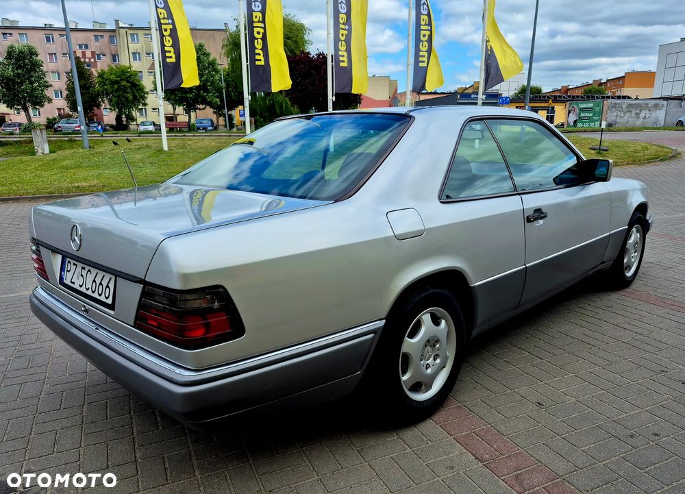 Mercedes-Benz Klasa E - 3