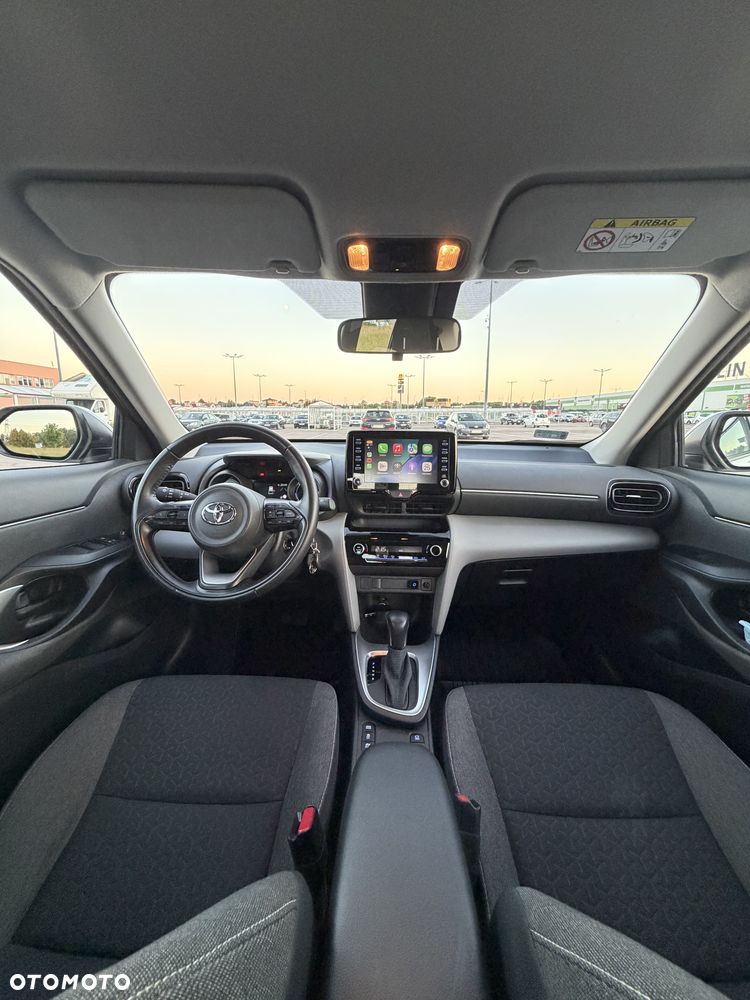 Toyota Yaris Cross - 18
