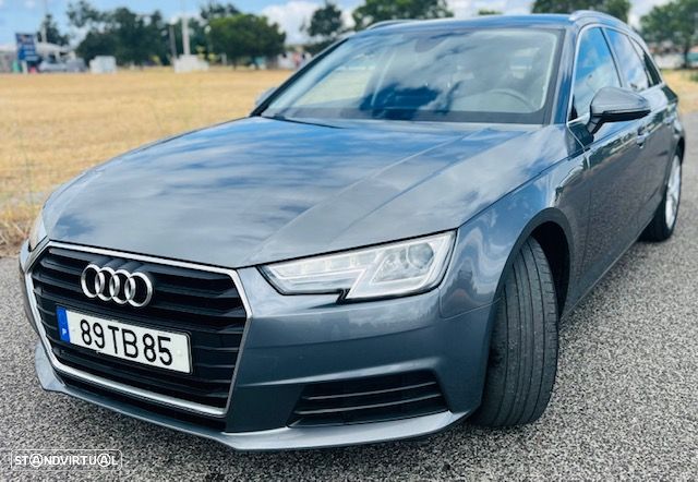 Audi A4 Avant 2.0 TDI S tronic - 1